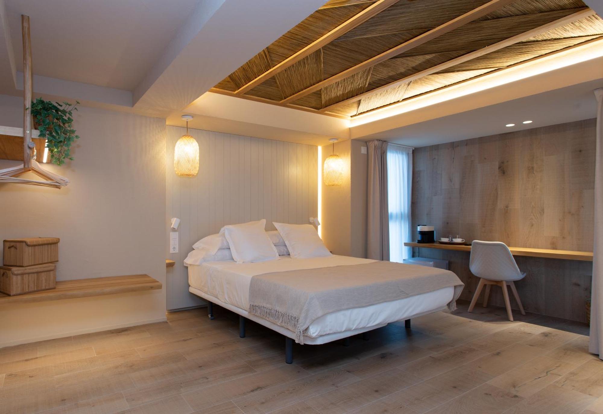 Xulos Rooms & Suites Peñíscola Esterno foto